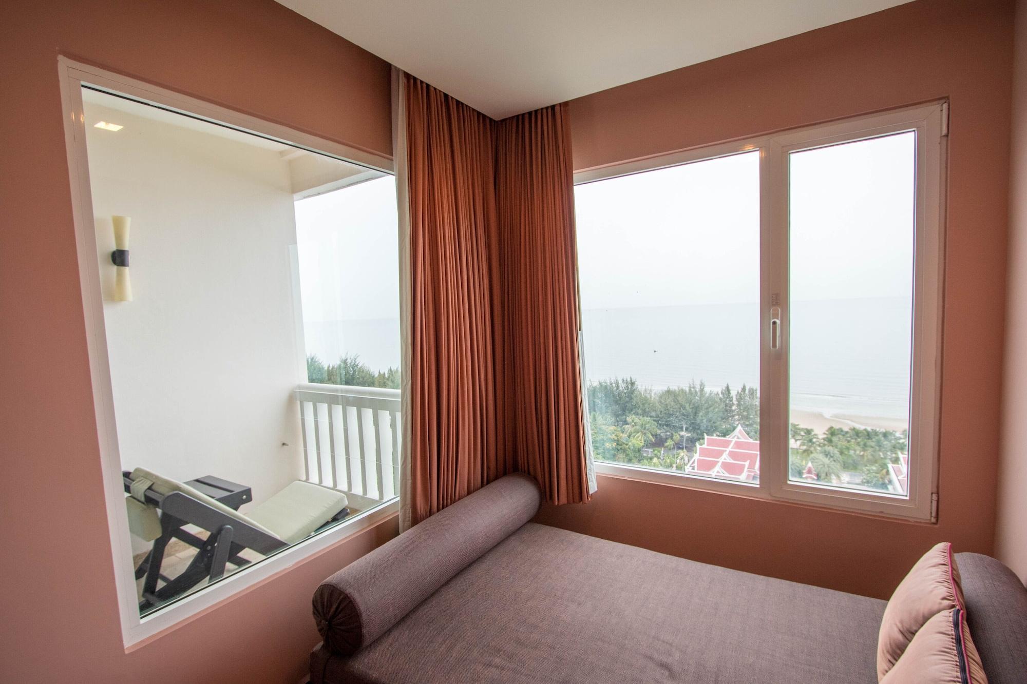 Grand Pacific Sovereign Resort & Spa Cha-Am Dış mekan fotoğraf