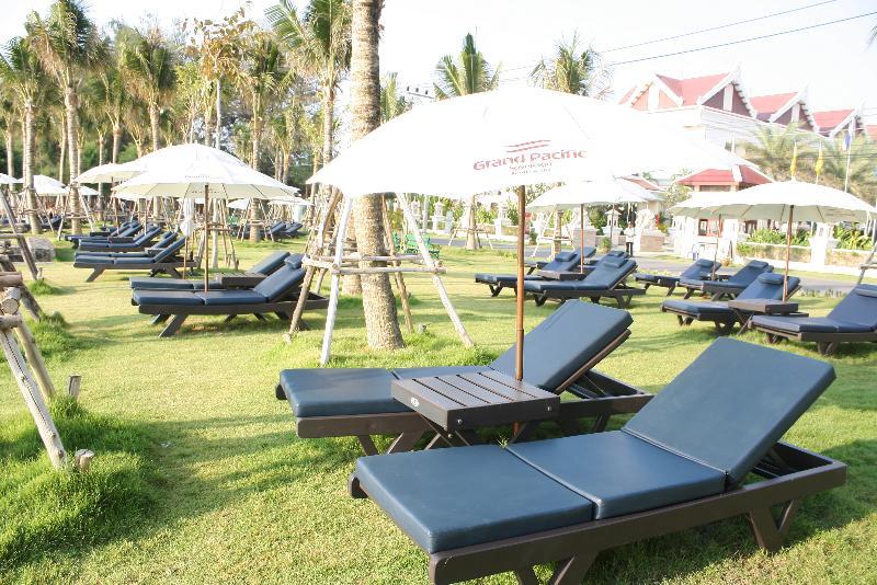 Grand Pacific Sovereign Resort & Spa Cha-Am Dış mekan fotoğraf